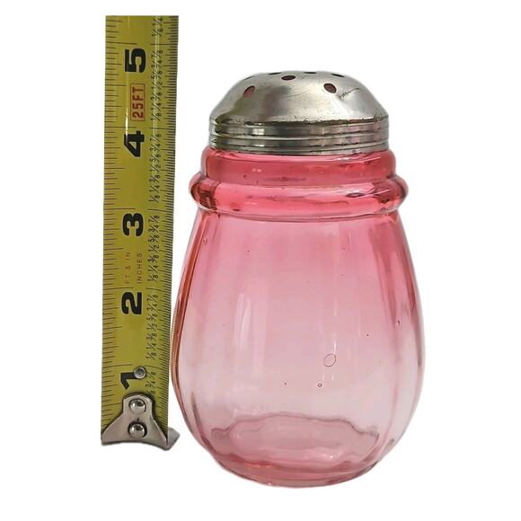 Antique Hobbs Brockunier Sugar Shaker Muffineer Ring Neck Cranberry Glass 5" - Picture 8 of 8